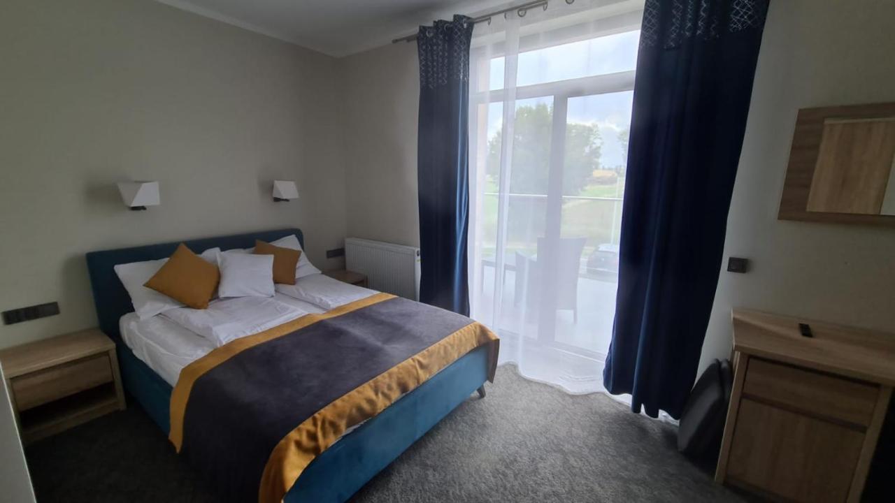Lesne Niebo Hotel Любневице Екстериор снимка