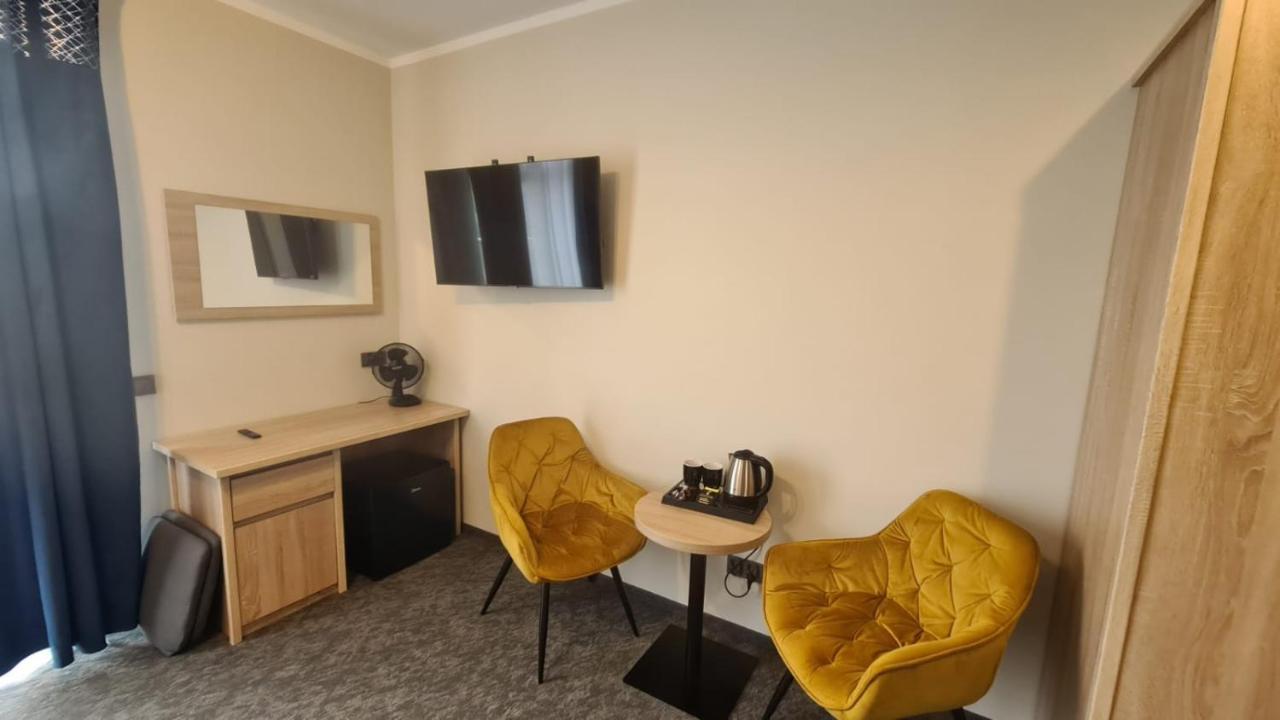 Lesne Niebo Hotel Любневице Екстериор снимка