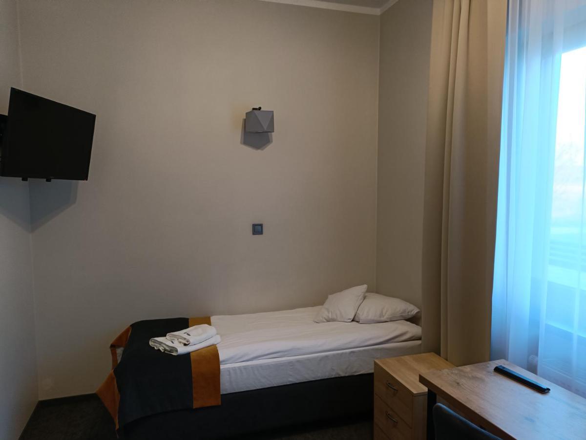 Lesne Niebo Hotel Любневице Екстериор снимка