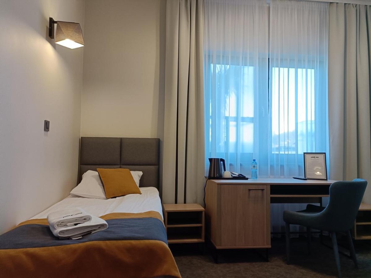 Lesne Niebo Hotel Любневице Екстериор снимка
